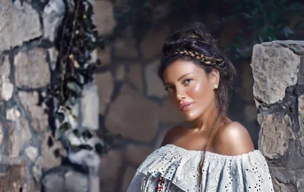 صور: أسعد عيد ميلاد للنجمة ريهام حجاج بين أحضان زوجها