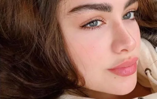 روان حسين تشارك ناصيف زيتون كليب "فارقوني"