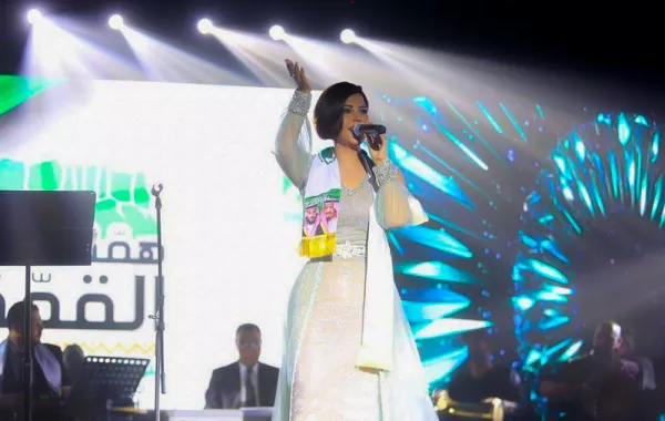 إطلالات الفنانات في حفلات اليوم الوطني السعودي89