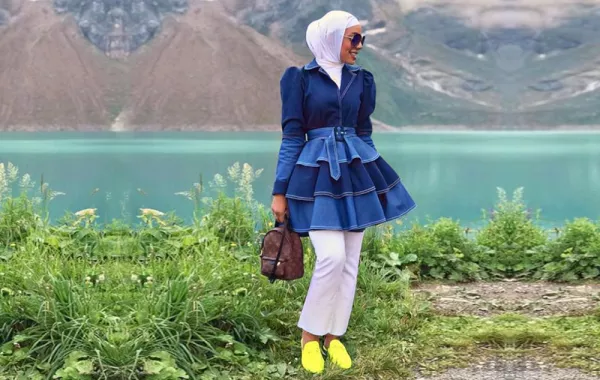 إطلالات محجبات باللون الأزرق من وحي عواشة الهزيم