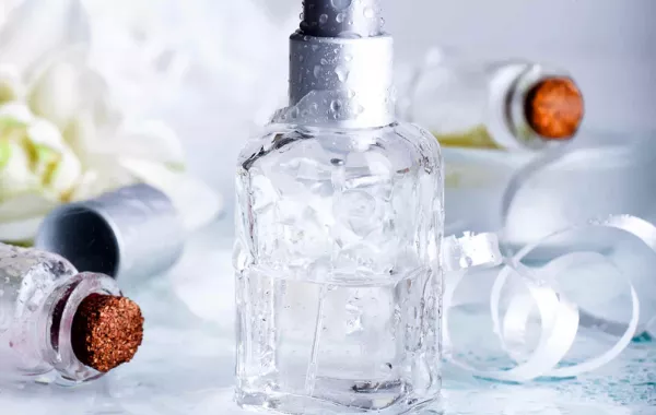 أجمل عطور الياسمين لشتاء منعش