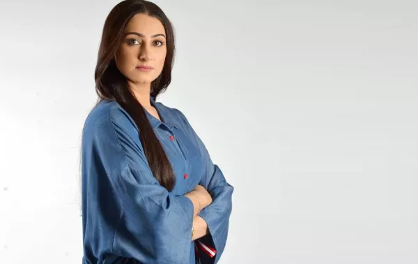 هيفاء حسين: لا تتدخلوا في خصوصياتي