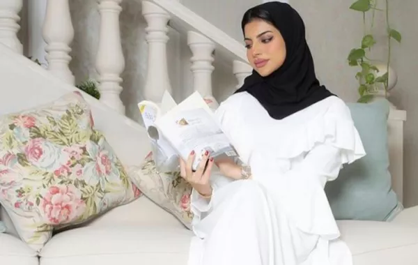 فساتين ملونة للمحجبات من وحي شهد الزهراني