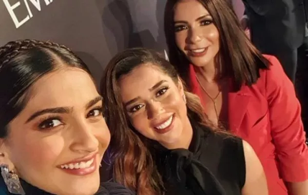 فيديو: بلقيس تحتفل بعيد ميلادها بحضور حسين الجسمي