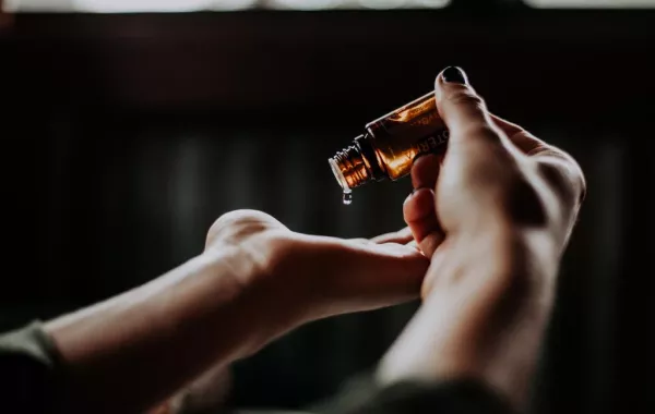 5 عطور مثالية لكل الفصول