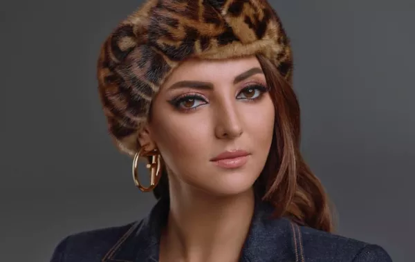 إعلاميون ومشاهير يدافعون عن الإعلامية مريم سعيد لهذا السبب