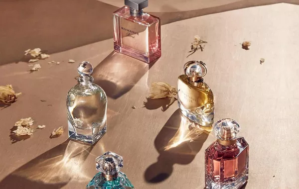 عطور فخمة للجنسين