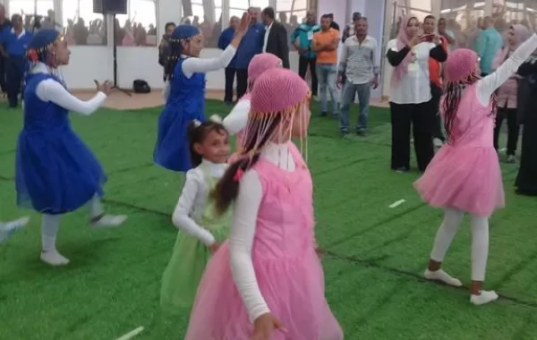 العرض الاستعراضي في افتتاح البطولة 2. jpg