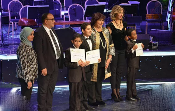 جوائز مسابقات مهرجان الموسيقى العربية (1).jpg