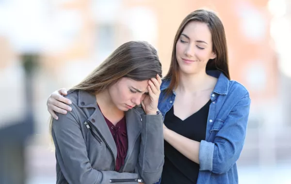 كيف تكتشفين أصدقاء المصلحة؟