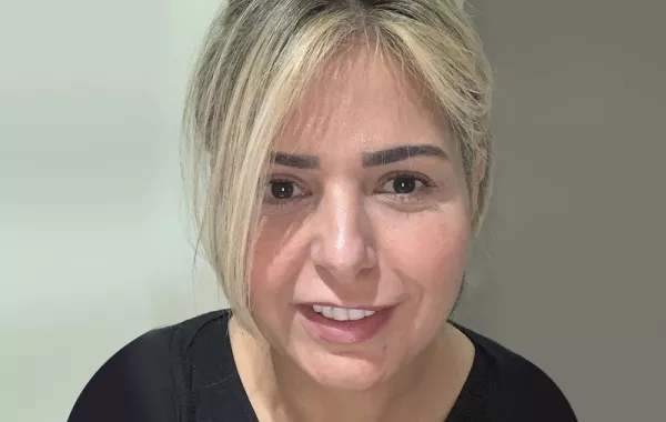 صابرين باكية بعد خلع الحجاب: إيه ذنب أولادي يتشتموا من ناس بلا دين ولا أخلاق؟ فيديو