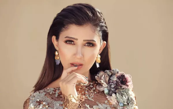 تفاصيل وصور: مي عمر تفضًل الفتوة ياسر جلال على البرنس محمد رمضان