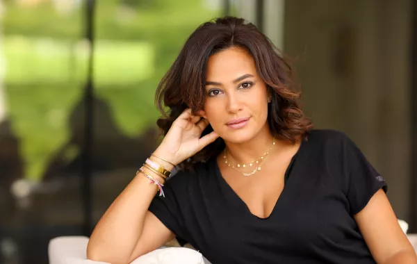 صور: هند صبري تتلقى معايدة مؤثرة من المخرج عمرو سلامة في يوم ميلادها ال 40 وهذا ردها