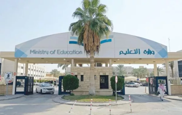 وزير التعليم يدشن الروضة الافتراضية تزامنًا مع اليوم العالمي للطفل