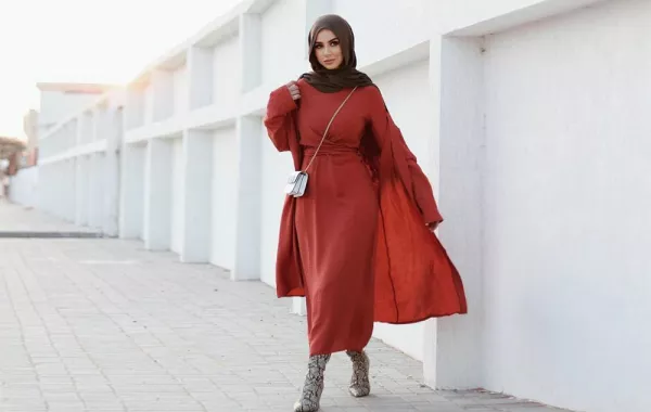 فساتين كم طويل للمحجبات من انستقرام الفاشينيستا