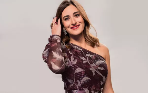 أمينة خليل تنجح في تنسيق الاطلالات الكاجوال وتفشل في الرسمية