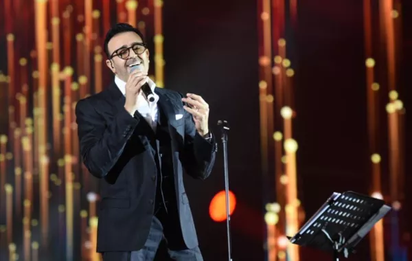 موسم الرياض يحتفي بليلة غنائية تونسية مصرية سورية بألوان عاطفية على مسرح أبو بكر سالم