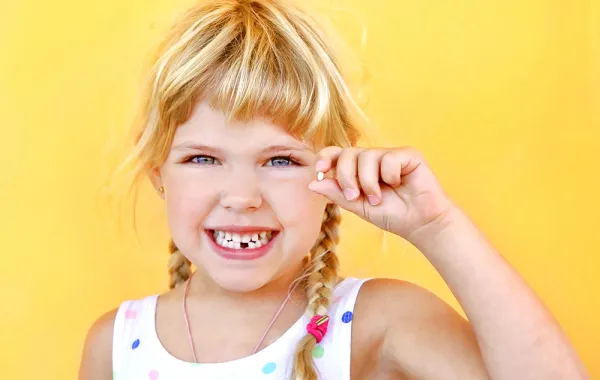  نزع سن لبني