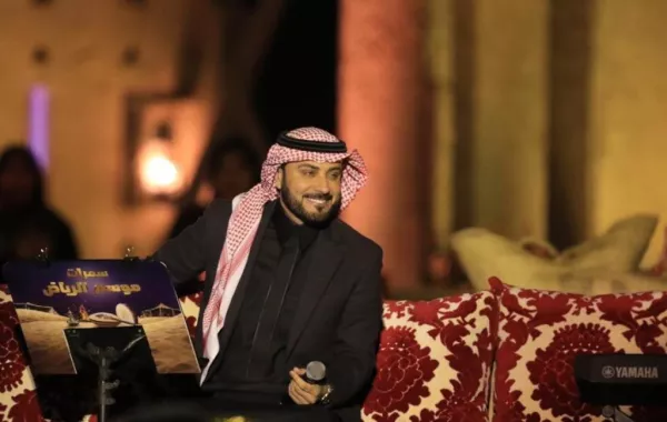 ماجد المهندس يتغنَّى لطلال مداح وأصالة تنبهر بالأجواء والجيلاني يفتتح جلسة السمرات