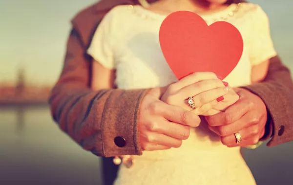 كلام حب ورومانسية للحبيب في ذكرى الزواج