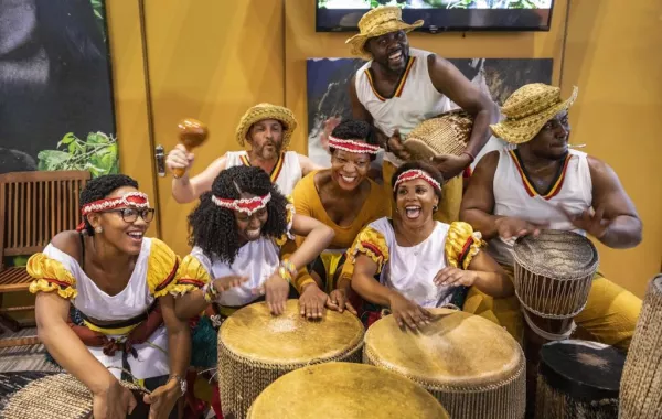 سوق لندن يضع مدن العالم تحت خيمة واحدة