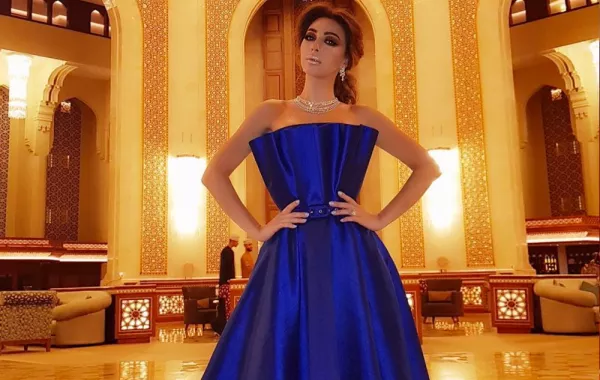 شاهدي أجمل فساتين ميريام فارس
