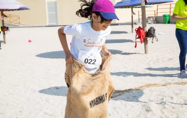 "سيدات الشارقة" يجمع 100 طفل لخوض "تحدي الأبطال"