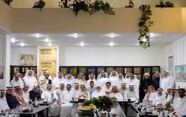 محبو الآثار يحتفلون بالدكتور برقة بمناسبة الرحلة 1000