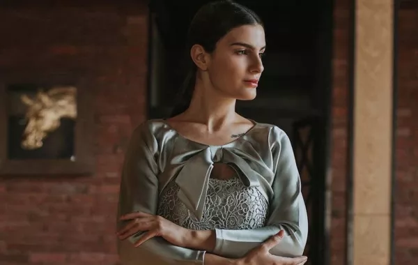 من تصميم فريال الخطيب