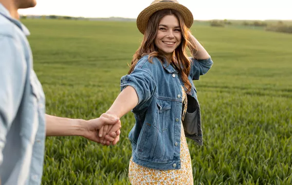 أشياء يمكنك فعلها لتجعلي شريكك يحبك باستمرار