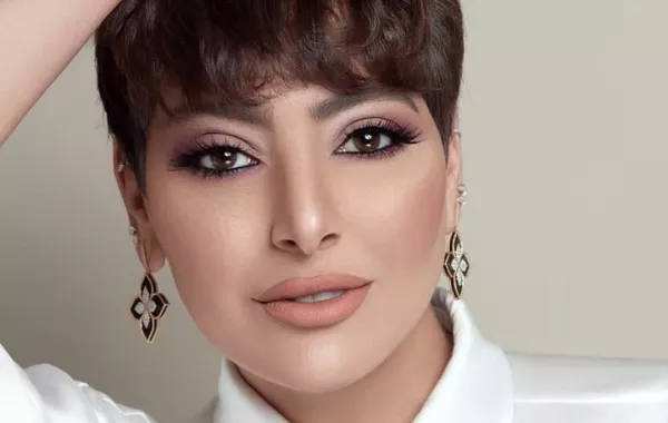 صيحات عصرية للمكياج من فاطمة الصفي 