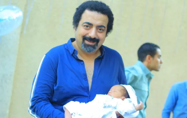 الراحل أحمد عبد الحي - الصورة من الصفحة الرسمية للفقيد على الفيس بوك