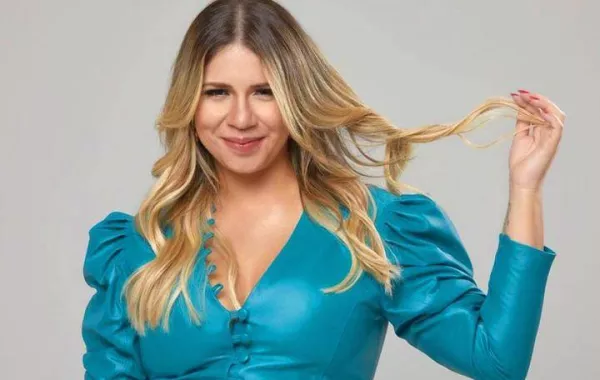 ماريليا ميندونكا- الصورة من موقع iHeartRadio