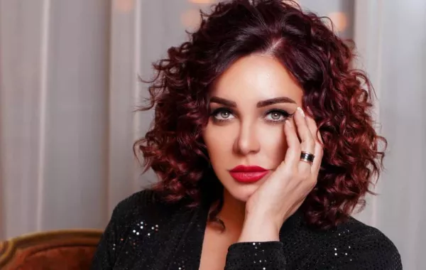 سلاف فواخرجي - الصورة من حسابها على فيسبوك