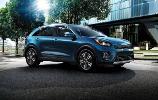 كيا تكشف عن نيرو 2022 الجديدة 