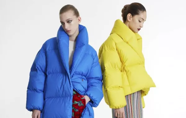 من مجموعة بايكون لشتاء 2022