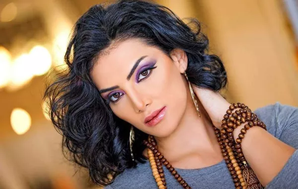 شاهد بكاء حورية فرغلي: صعبانة عليا نفسي وكل أصحابي هجروني