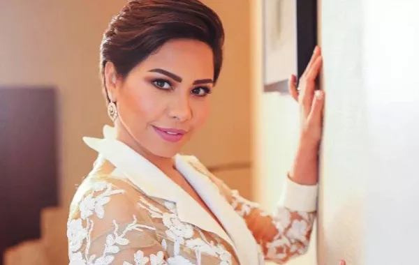 شيرين عبد الوهاب تهنئ سميرة سعيد بعيد ميلادها: أقرب صديقة لقلبي