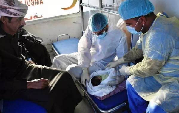 وصول توأم طفيلي يمني إلى الرياض بطائرة إخلاء طبي