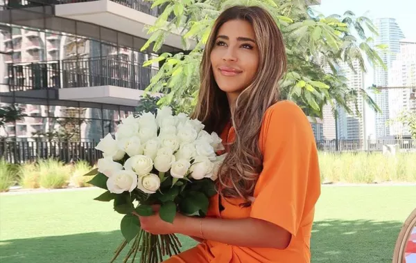 تنسيقات عصرية مواكِبة للموضة من ليلى عبد الله