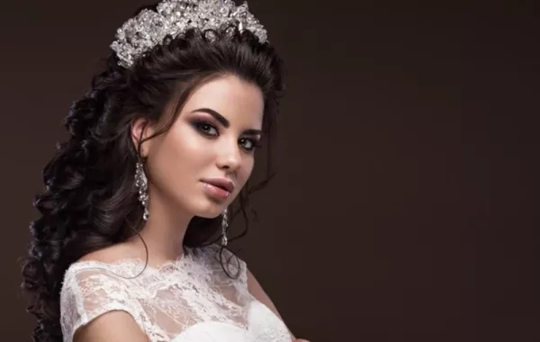 زيوت طبيعية لكل أنواع شعر العروس