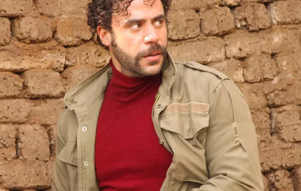شاهد بالصور: محمد إمام "مطلوب حيا أو ميتا" ومكافأة مليون جنيه لمن يعثر عليه