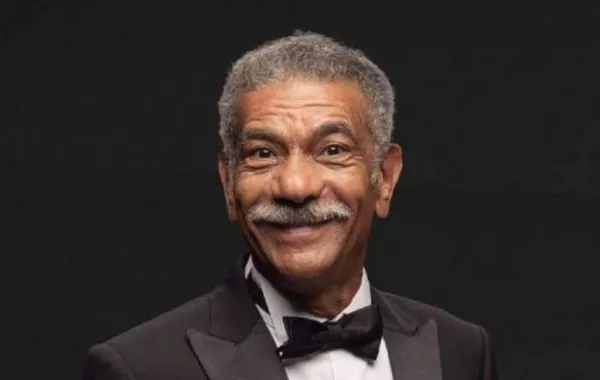 سيد رجب في العزل المنزلي من 5 أيام بعد ظهور أعراض كورونا ويطالب المخالطين بالحذر