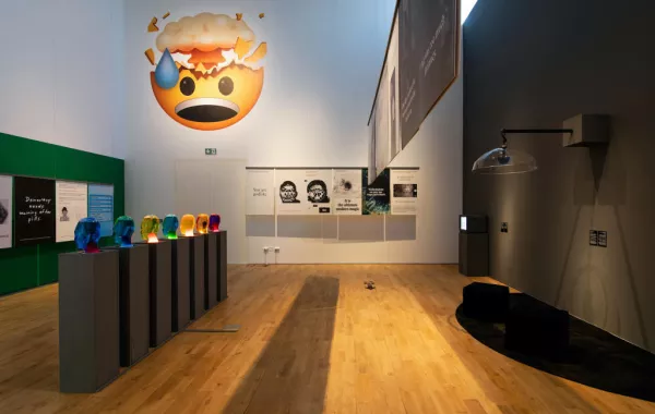 افتتاح معرض "زمن الذات" في مركز جميل للفنون بدبي