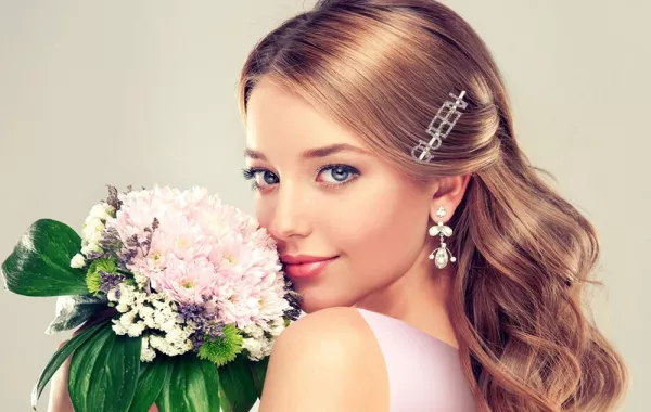 خلطة مدهشة لتقوية شعر العروس