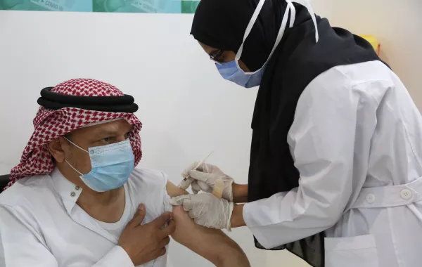 الصحة السعودية تعلن انطلاق المرحلة الثانية للتطعيم بلقاح كورونا