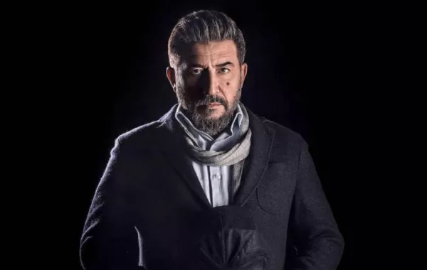 نجل عابد فهد يؤدي دور والده في صغره