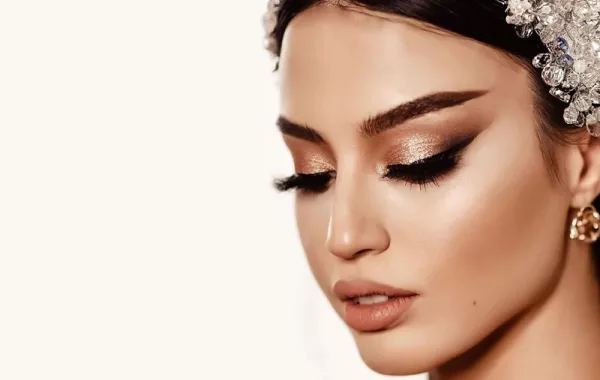  رسمات أيلاينر جديدة ومتنوعة لعروس 2021