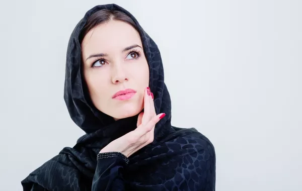 أساسيات العناية عليك معرفتها لبشرة مشرقة