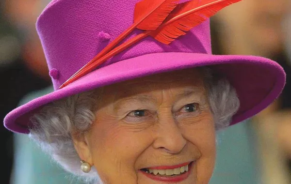 للعام الثاني: إلغاء موكب الإحتفال بيوم ميلاد الملكة إليزابيث بسبب فيروس كورونا